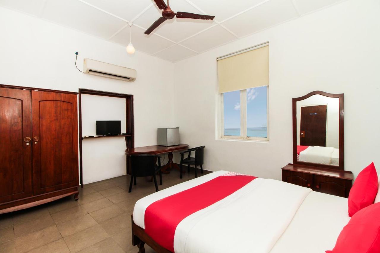 Sea View Hotel Colombo Buitenkant foto